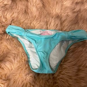 Victoria secret bikini bottom! Size small!